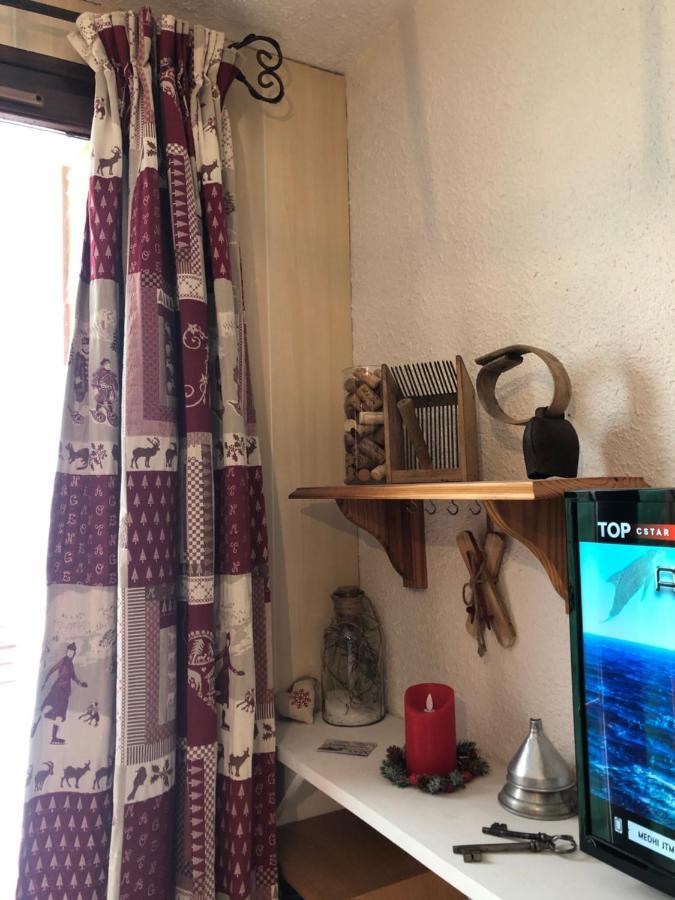 Appartement Rez De Jardin Montee De L'Alpe D'Huez La Garde  Exterior foto